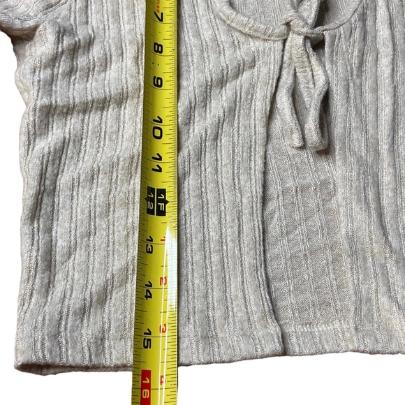TopShop Crop Sweater Open Front With Tie Size XS - Picture 7 of 16